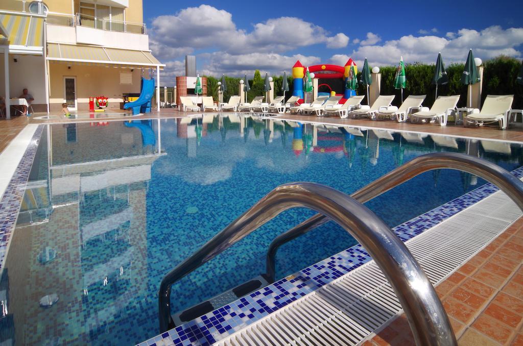 Hotel Plamena Palace Primorsko Eksteriør billede